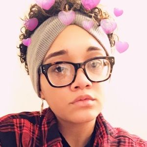 Meet your Posher, Adrian